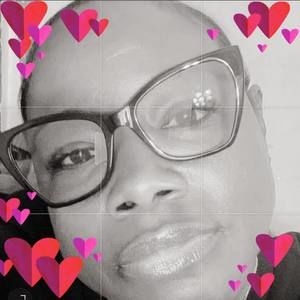 Meet your Posher, Aisha